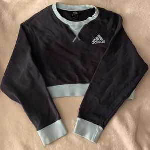 VINTAGE RE/DONE CROPPED ADIDAS SWEATSHIRT